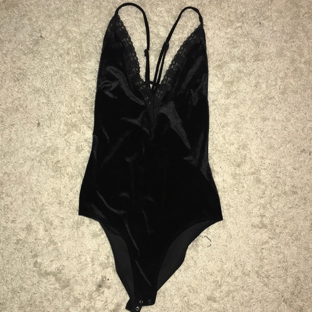 Forever 21 black velvet bodysuit
